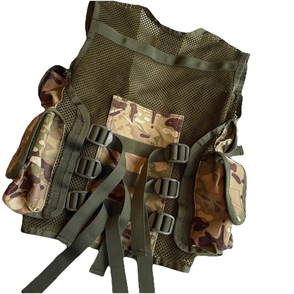 KAS Woodland Combat Vest STOCK 9472-114-372 Boys‎ XL  Adjustable Straps
